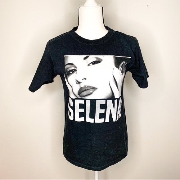 selena t shirt